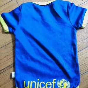 Size 6-12 months unisex Barcelona Jersey